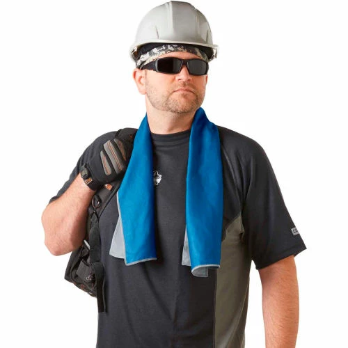 Ergodyne 12660 Chill-Its® 6602MF Evaporative Microfiber Cooling Towel, Blue - Image 2